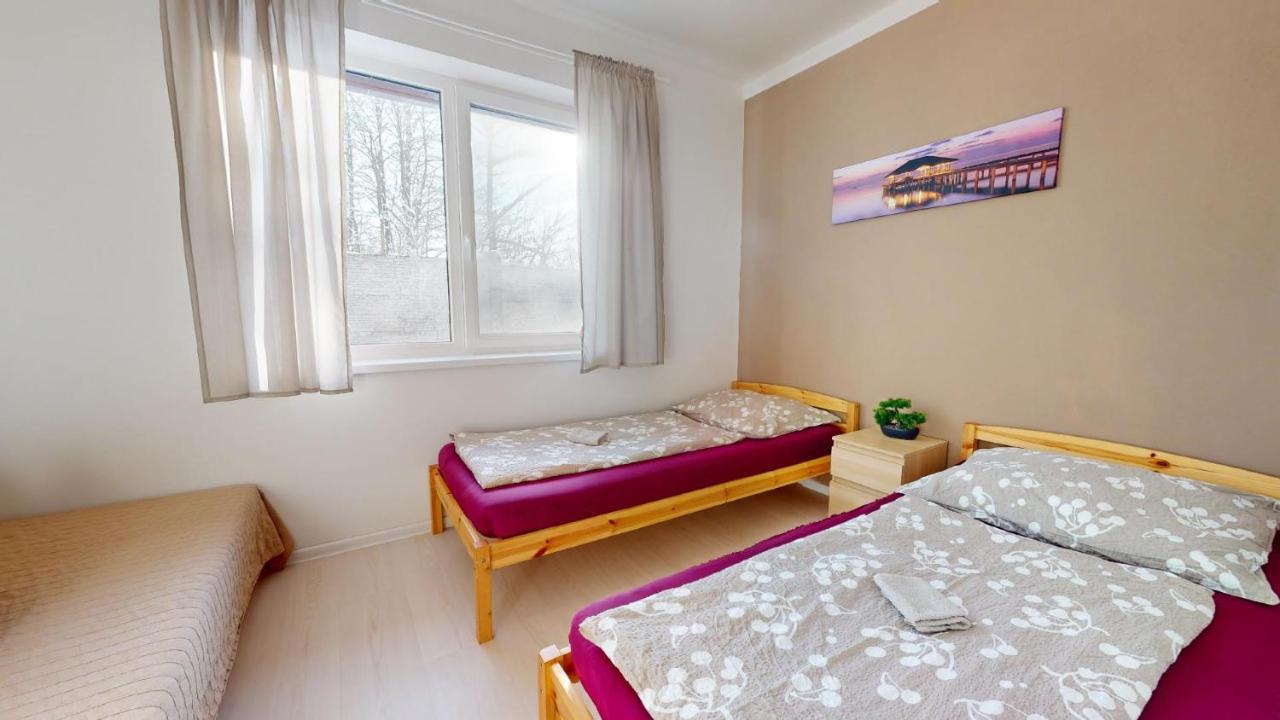 Apartman Dubova Миловице Экстерьер фото